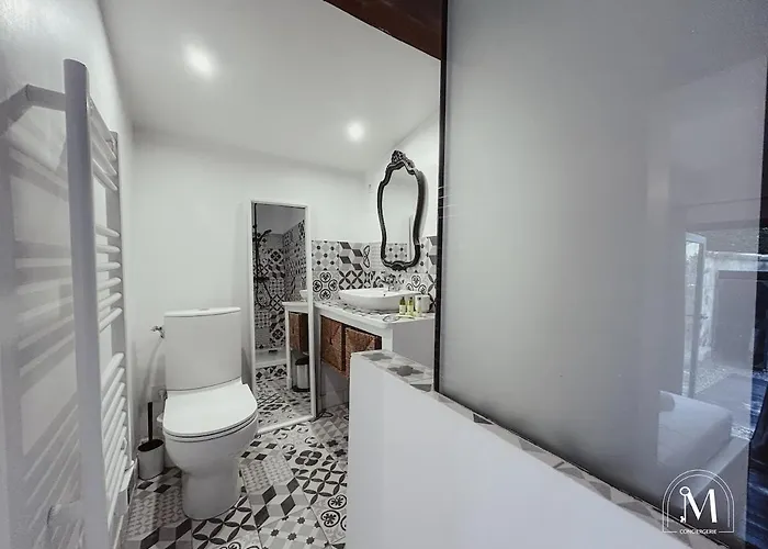 Maison D'exception A Proche De La فيلة *