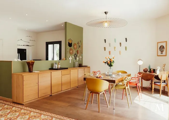 Maison D'exception A Proche De La