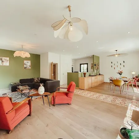 Maison D'exception A Proche De La Villa